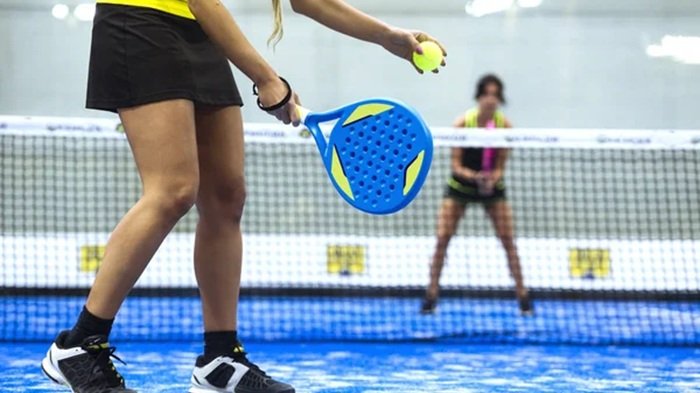 Foto Ilustrasi: Olahraga Padel (depositphotos)