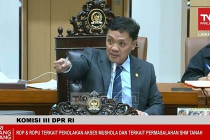 Ketua Komisi III DPR RI, Habiburokhman, mengambil tindakan tegas dengan mengusir perwakilan pengembang PT Hasana Damai Putra (HDP) dari Ruang Rapat Dengar Pendapat Umum (RDPU) di Kompleks Parlemen, Senayan, Kamis (26/2/2026).