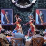 Gubernur DKI Jakarta, Pramono Anung menyambut para delegasi World Engineering Day (WED) 2026 dalam jamuan makan malam di Balai Agung
