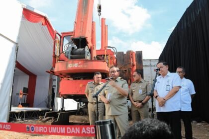 Pemprov DKI Jakarta merevitalisasi Pasar Gardu Asem dan membangun Pasar Kramat Jaya untuk modernisasi pasar rakyat. Target selesai pada 2027.