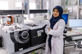 Foto: Della Rahmawati, S.Si., M.Si., Ph.D., peneliti sekaligus Kepala Program Studi S-1 Teknologi Pangan, Fakultas Ilmu dan Teknologi Hayati Swiss German University (SGU), berhasil terpilih ke dalam daftar Asian Scientist 100. (Istimewa)