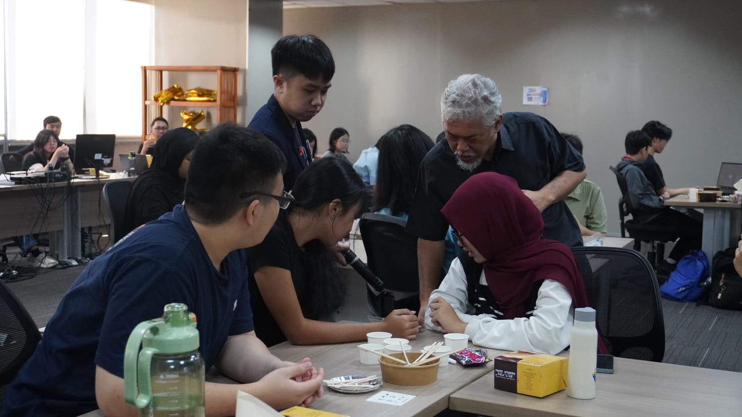 Foto: Faculty of Life Sciences and Technology (FLST) Swiss German University (SGU) sukses menyelenggarakan DY/DX 2.0. (Istimewa)
