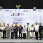 OJK mengapresiasi kontribusi Bank Jakarta dalam Program Pengembangan Ekonomi Daerah (PED) DKI Jakarta untuk memperkuat sektor ekonomi kreatif,