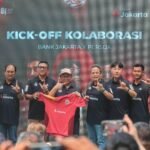 Gubernur Pramono Anung mengapresiasi kolaborasi Bank Jakarta dan Persija. Ia berharap Persija meraih juara liga sebagai kado 500 tahun Jakarta.
