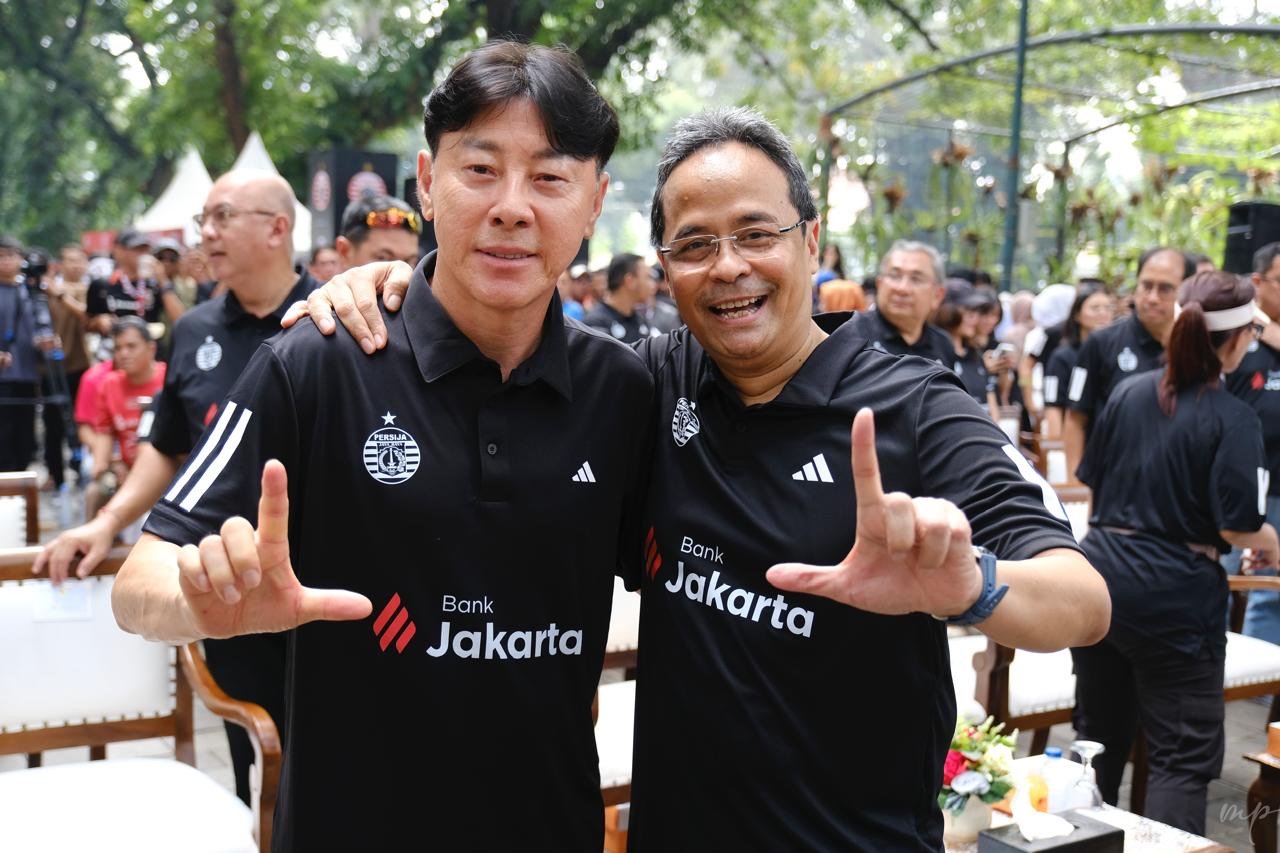 Bank Jakarta dan Persija memperkuat kolaborasi. Filosofi permainan STY dinilai sejalan dengan transformasi Bank Jakarta menuju bank modern, digital, dan kompetitif.