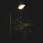 Pengadaan lampu LPJU di OKI disorot karena dugaan pengarahan penyedia dan selisih harga dengan Katalog Elektronik. Dishub OKI diminta memberi klarifikasi.