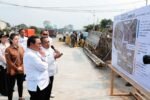 Gubernur Pramono Anung meninjau Jalan Tembus Kelapa Gading–Pulo Gadung sepanjang 1,8 km yang ditargetkan rampung pada 2027 untuk mengurangi kemacetan Jakarta.